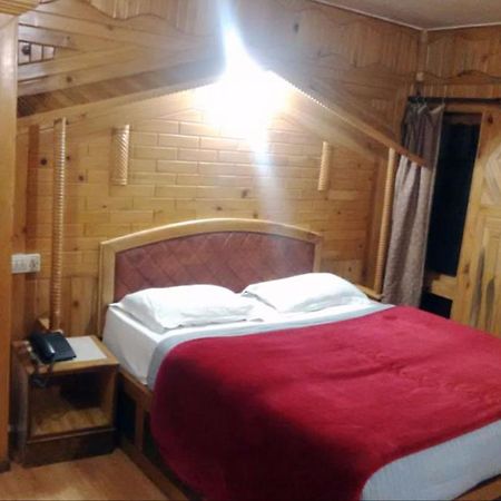 Hotel New Bharat Bhīm Tāl Buitenkant foto