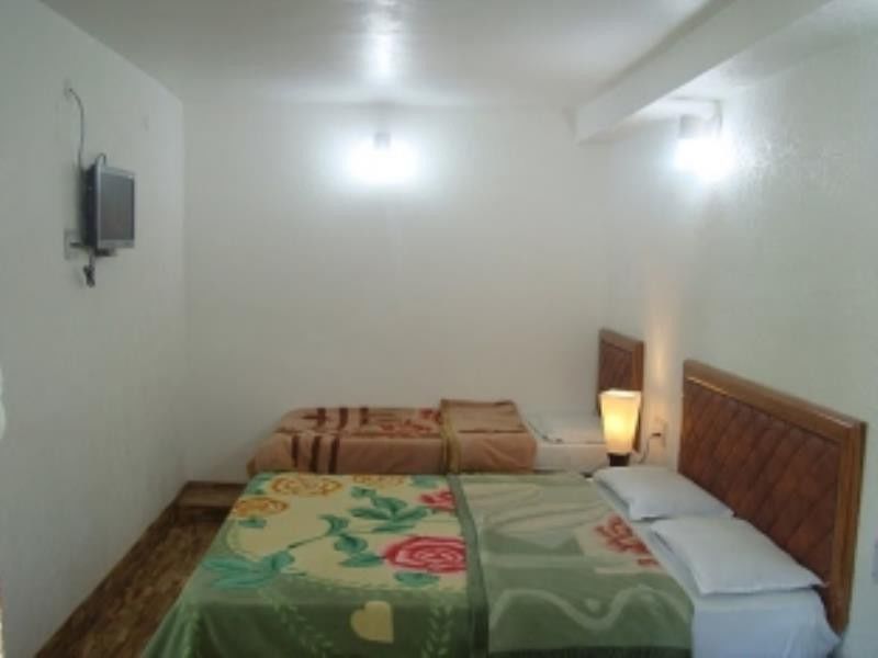 Hotel New Bharat Bhīm Tāl Buitenkant foto