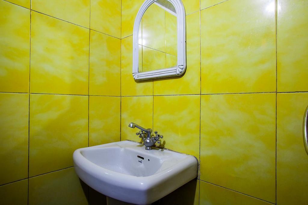 Hotel New Bharat Bhīm Tāl Buitenkant foto