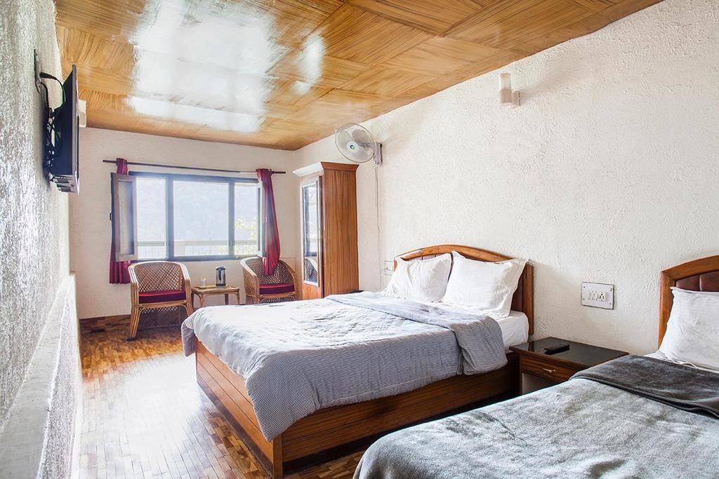 Hotel New Bharat Bhīm Tāl Buitenkant foto